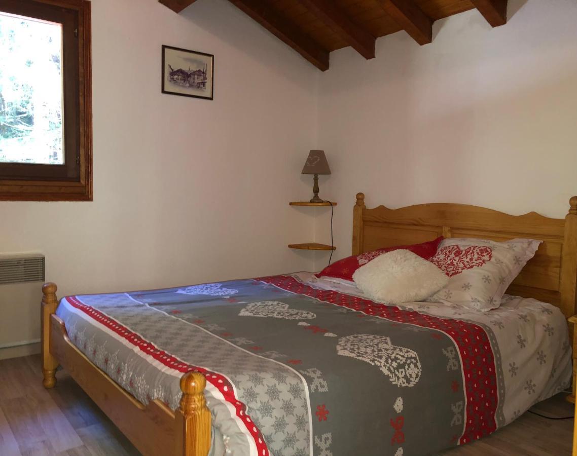 Chalet Riviere Du Bon Nant Location De 6 A 14 Personnes En Haute Savoie Сен-Жерве-Ле-Бэн Экстерьер фото