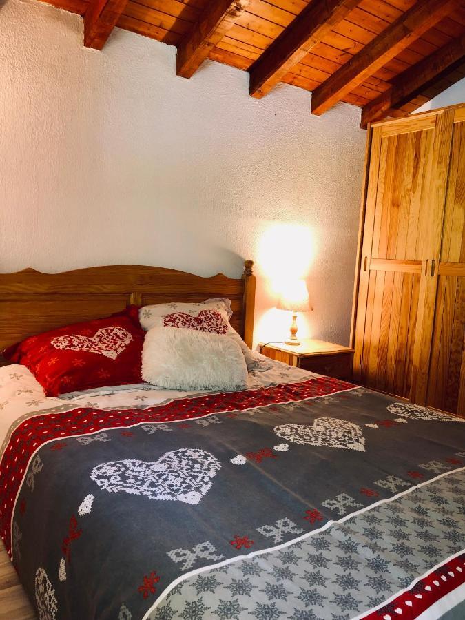 Chalet Riviere Du Bon Nant Location De 6 A 14 Personnes En Haute Savoie Сен-Жерве-Ле-Бэн Экстерьер фото